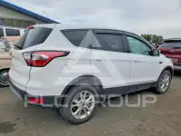 2017 Ford ESCAPE photo