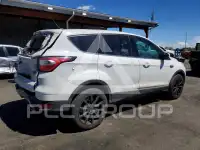 2017 Ford ESCAPE photo