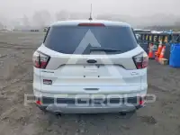 2017 Ford ESCAPE photo