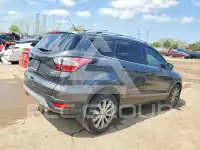2017 Ford ESCAPE photo