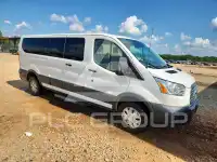 2017 Ford TRANSIT photo