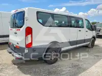 2017 Ford TRANSIT photo