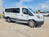 2017 Ford TRANSIT photo