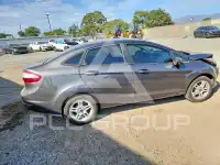 2017 Ford FIESTA фото