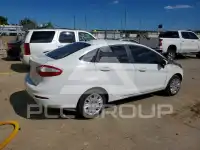 2017 Ford FIESTA фото