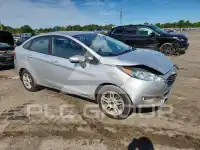 2017 Ford FIESTA фото