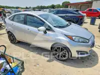 2017 Ford FIESTA фото