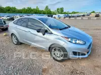 2017 Ford FIESTA фото
