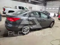 2017 Ford FOCUS фото