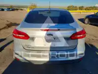 2017 Ford FOCUS фото