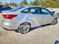 2017 Ford FOCUS фото