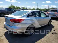 2017 Ford FOCUS photo