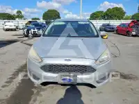 2017 Ford FOCUS photo