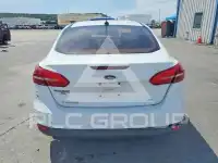 2017 Ford FOCUS photo