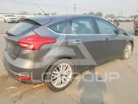 2017 Ford FOCUS photo