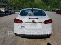 2017 Ford FOCUS фото
