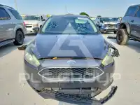 2017 Ford FOCUS photo