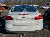 2017 Ford FOCUS photo
