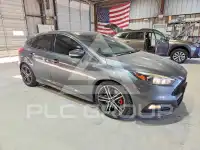 2017 Ford FOCUS фото