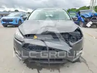 2017 Ford FOCUS фото
