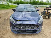 2017 Ford FOCUS photo