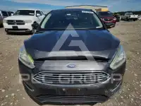 2017 Ford FOCUS фото