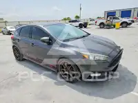 2017 Ford FOCUS photo