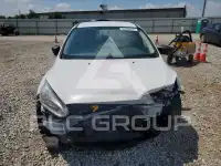 2017 Ford FOCUS фото
