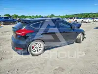 2017 Ford FOCUS photo