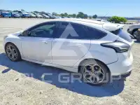2017 Ford FOCUS фото