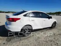 2017 Ford FOCUS photo