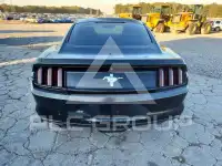 2017 Ford MUSTANG photo