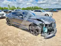 2017 Ford MUSTANG фото