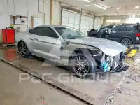 2017 Ford MUSTANG photo