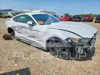 2017 Ford MUSTANG photo