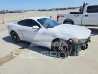 2017 Ford MUSTANG photo