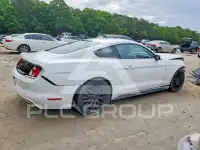 2017 Ford MUSTANG photo