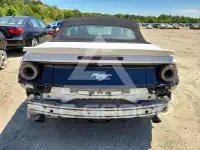 2017 Ford MUSTANG фото