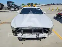 2017 Ford MUSTANG photo