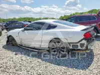 2017 Ford MUSTANG photo