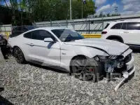 2017 Ford MUSTANG photo