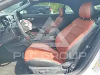2017 Ford MUSTANG photo