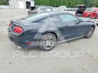 2017 Ford MUSTANG фото