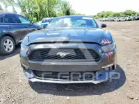 2017 Ford MUSTANG фото