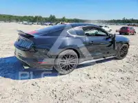 2017 Ford MUSTANG photo