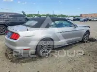 2017 Ford MUSTANG photo