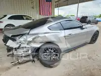 2017 Ford MUSTANG photo