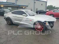 2017 Ford MUSTANG photo