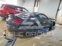 2017 Ford MUSTANG photo