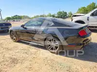 2017 Ford MUSTANG фото
